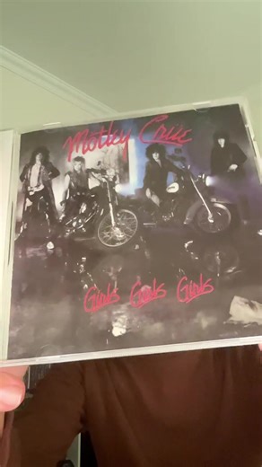 Discazo de los Motley Crue edición grabada en Japón con un mejor sonido #motleycrue #heavymetal #hardrock #fyp #parati