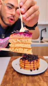 6.1M views · 196K reactions | Estos pancakes son más esponjosos que mis nachas | Frede Brocha | Facebook