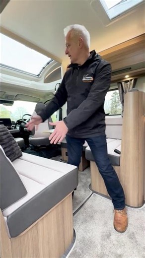 Take a look inside the new Autograph 79-4F!