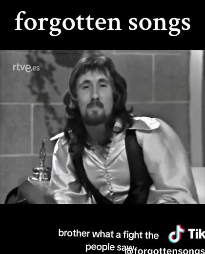 #forgottensongs #paper #lace #night #chicago