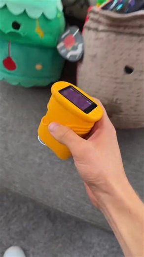 🔬 Ready to ignite a lifelong love for science in your kids? Introducing our 1000X Handheld Digital Microscope for Kids — the ultimate tool to unlock a world of tiny wonders! ✨ Why Kids (and Adults!) Will Love It: ✅ 1000X Magnification: Let kids zoom in on bugs, plants, coins, and more — turning everyday objects into extraordinary discoveries. ✅ Easy-to-Use Digital Screen: No complicated setup! The clear display lets kids view and explore microscopic details instantly. ✅ Portable & Kid-Friendly 