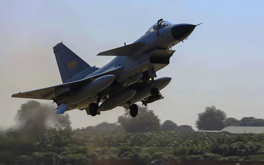 空战能力落后，歼10A已退居二线？任务重心发生大改变