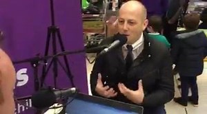 Can your company help #Wave105MissionChristmas today? Come and see Steve Power broadcasting live 4-7pm from Sainsbury's Hedge End and BRING TOYS! We need 4000 EVERY day between now and Sunday. Thank you. | Greatest Hits Radio South Coast | Facebook