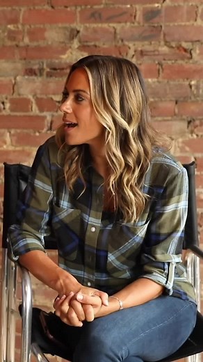 Heartwarming Roles in A Welcome Home Christmas