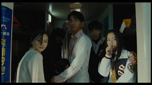 #SaturdayBlockbusters ǀ Train To Busan 27 Nov 9PM🇮🇩 10PM🇲🇾 Seok-woo and his daughter are on a train to Busan on the latter's birthday to see his wife. However, the journey turns into a nightmare when they are trapped amidst a zombie outbreak in South Korea. #tvNMovies #HomeOfKoreanBlockbusters #TrainToBusan #GongYoo #MaDongseok #JungYumi #KimSuan #zombie #thriller | tvN Movies
