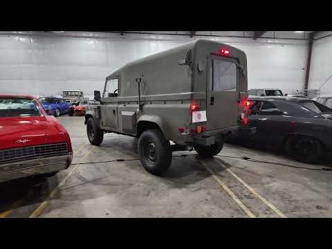 1997 Land Rover Defender 110 XD Wolf Cold Start