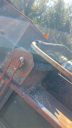 Auction #3912597 - 2008 Ford F750 Dump Truck