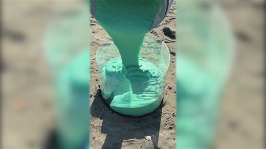 125K views · 223 reactions | Bubble Magic! Craft Your Own Whimsical Headpiece | 3-Minute Hacks | Facebook