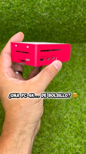 BaratongoVzla | Tecno & Gaming on Instagram: "¡Mi nueva PC es un “Mini-Cerebro”! 🤯 (Probando el Kit Raspberry Pi 5) #fyp #raspberrypi #tech"