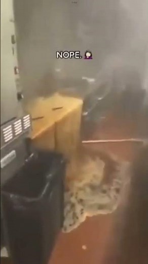What happens when you put ice in a deep fryer