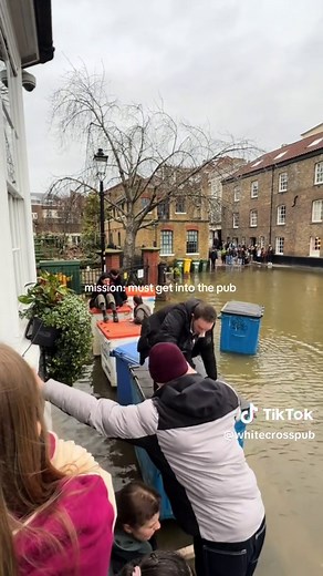 Flooding at Richmond Pub: A Must-See Experience!