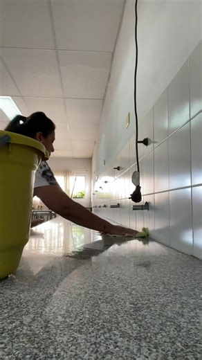 Rutina de limpieza en mi chamba… @cifargentina #limpieza #cif #rutina