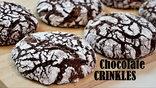 How To Make The Best Chocolate Crinkles This recipe yields 12 big crinkles or 24 small crinkles. Here's what you'll need: 3/4 cup unsweetened cocoa powder (60g) (I use Hershey's pure cocoa powder and it measures 20g per 1/4 cup) 1/2 cup brown sugar (95g) 1/2 cup white sugar (95g) 1/4 cup oil (50g) 2 large eggs 1 teaspoon vanilla 1 cup all purpose flour (120g) 1 teaspoon baking powder (5g) 1/2 teaspoon salt (3g) 1/2 cup icing sugar (60 grams) | Savor Easy