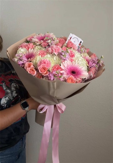 Mixed Bouquet Ideas: Romantic Mixed Blooms for Her