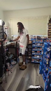 2.4M views · 10K reactions |  custom charger Watch what I do  #hotwheels #charger #dodge #custom | Retro OneSixfour | Facebook