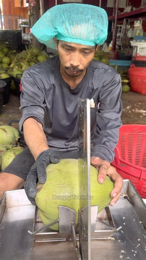 Perfect Machine Coconut Cutting Skill - Fruits Cutting Skill