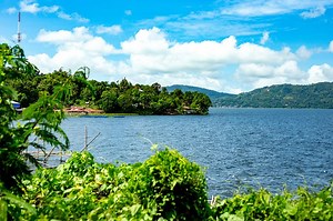 Menelusuri Danau Tondano, Lokasi Minahasa Wakefest 2023 yang Punya Kekayaan Alam dan Budaya | National Geographic