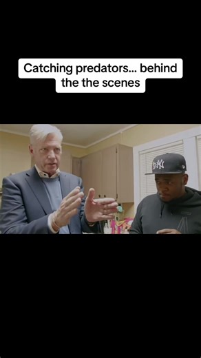 Just a little behind the scenes catching predators. #chrishansen #tocatchapredator #takedownwithchrishansen #predatorcatchers #watchtrublu #tcap