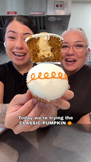 21K views · 249 reactions | New Pumpkin Cupcake Flavor ALERT療...