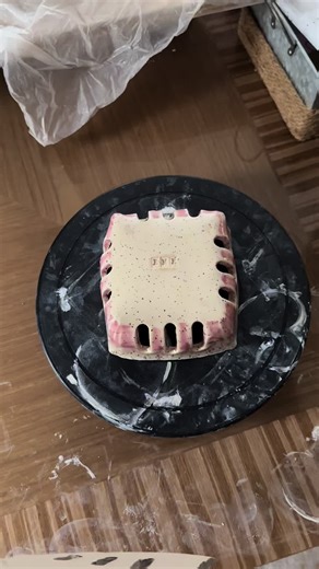 Discover the Art of Handbuilding Berry Bowls