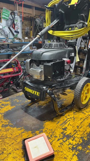 How to clean a carburetor on a power washer #carborator #powerwasher #howtotiktok