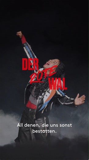 „Ich will Rache!“ Madina Frey in „Der rote Wal“ als Orca Gladis, die sich an der Menschheit rächen will – heute wieder im Opernhaus! | Staatsoper Stuttgart