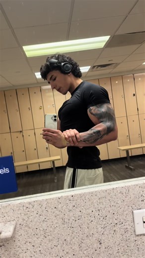 Get That Tat Twin: Fitness and Bodybuilding Journey