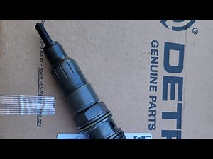 Detroit DD15 cracked injector replacement and chirping noise on Freightliner Cascadia