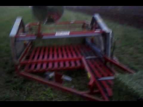 Steffen Systems model 950 bale accumulator