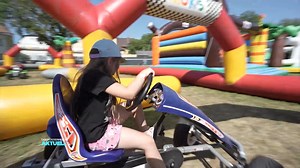 Karussell mit Opel-Achse: Fahrzeugtechniker Otto Dirnberger baut vor 45 Jahren Pergs erstes „E-Auto“ Stadt Perg | LT1 OÖ