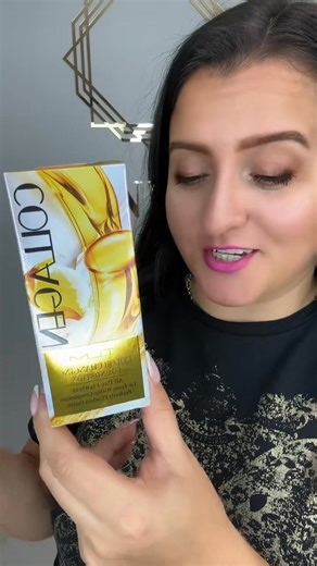 PONOWNIE W SPRZEDAŻY 💥💥💥 TLM Color Changing Foundation z kolagenem. Cena: 28 zł Hasło: 2964 ilość ⚜️Jest to podkład w płynie, który początkowo jest biały, a po nałożeniu na skórę dostosowuje się do jej naturalnego odcienia. ⚜️Zawiera kolagen, kwas hialuronowy i witaminę C, które mają za zadanie nawilżać, odżywiać i regenerować skórę. ⚜️Podkład zapewnia średnie krycie, ukrywa niedoskonałości i przebarwienia oraz wyrównuje koloryt cery, pozostawiając jedwabiste wykończenie. ⚜️Posiada również oc