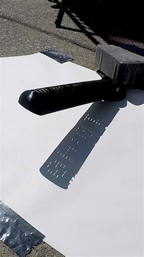 How does a digital sundial work?