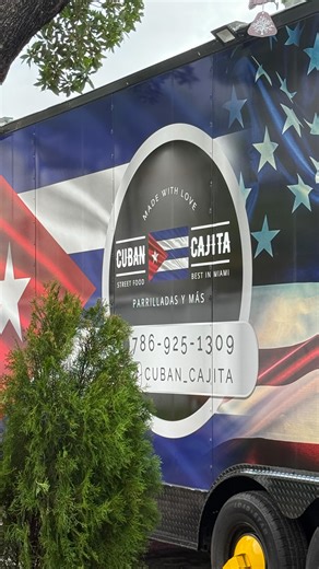 We are back …. Estamos de vuelta #cajitacubana #cubancajita #food #miami #foodtrucks | Cuban_Cajita Food Truck