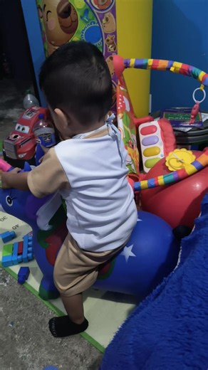 Videos de Hannylyux Ana Martz (@hannylyux23) con “Upa Cavalinho - Galinha Pintadinha”