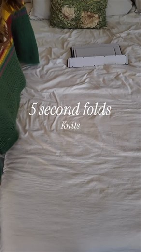 How to fold knits | thefoldinglady