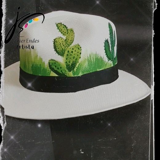 Vecina estoy aqui Enseñando a pintar sombreros, en este tutorial completo le enseño a pintar un sombrero con cactus vecina, siga lo al pie de la letra y podrá pintar su propio sombrero. | Javier Endes Artista