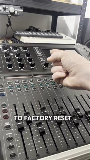 Factory Reset QU5 / QU5D Allen and Heath desk Quick How to initialise zero
