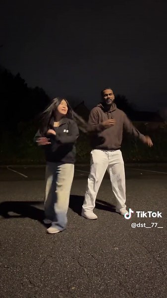 Bollywood Dance Video: You Are My Soniya Performance