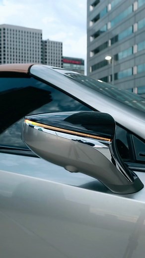 Exploring the Lexus LC500 Interior with ASMR Sounds