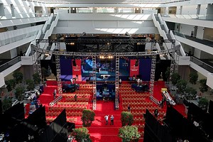 Trump, Biden push into crucial first 2020 campaign face-off | Peninsula Daily News