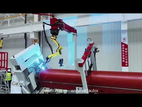 Our walking gantry, servo positioner, supporting KUKA and FANUC robots