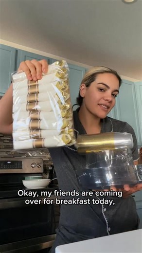 Azra güvenç | @goodlucktableware_ 🍽️ Hosting made easy it I’m getting ready for a cozy gathering and this table setup seriously makes everything look... | Instagram