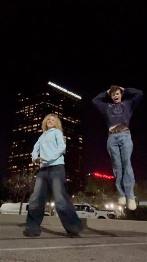 FREEZE DANCE CHALLENGE 🥶 @IndiStar