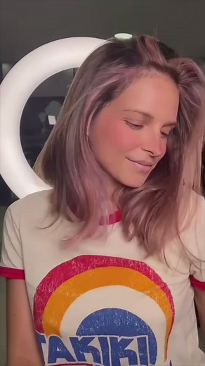 Un #color diferente para este #2021 #goldenrose hair 💓 #mujer #divinas #peruanosporelmundo #Kuchisalon🌸💕 #mechas #verano2021☀️ #looks #tiktokperu