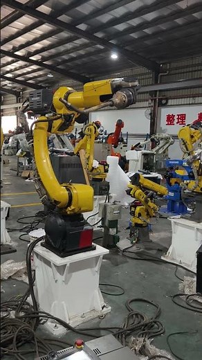 Fanuc M-10iD/10L welding robot #robotarm #industrialrobot #weldingrobot