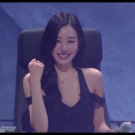 “ Chiếc giám khảo mê trai này là như nào đây ạ 🙄 Kim Taeyeon và Hwang Miyoung yêu nhau nhưng tôi là người ghen 🤡 “ #소녀시대 #GirlsGeneration #KimTaeyeon #TiffanyYoung #Taeny #Taenyisreal #Locksmith #Otp #Otpisreal #Kpop #Tiktok #Xh #Trend #Viral #Fyp #Foryou