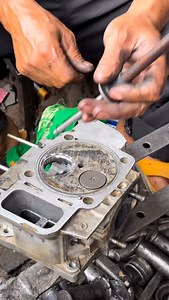 Hand generator head repair 🛠️🧑‍🔧 . . . . . . . #mechanic #automechanic #headmechanic #handgenerator #headrepair #viralreels #reelsinstagram #trendingreels #reelsindia #purnea #chottugarage | Chottu Garage