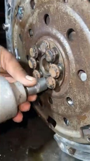 Flywheel Fixing | How To Fix Flywheel | #youtube #automobile #ytshorts #mechanic #flywheel #viral