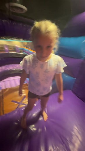 Eva_ alien👽🛸from_mars🫥🍄 (@tina_mandaryna2)’s videos with som original - jnzinz🅱️7️⃣