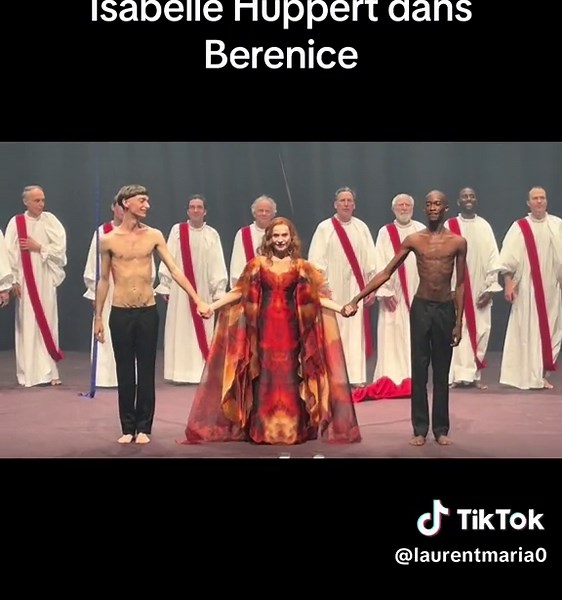 Bérénice : Isabelle Huppert et Roméo Castellucci au Théâtre